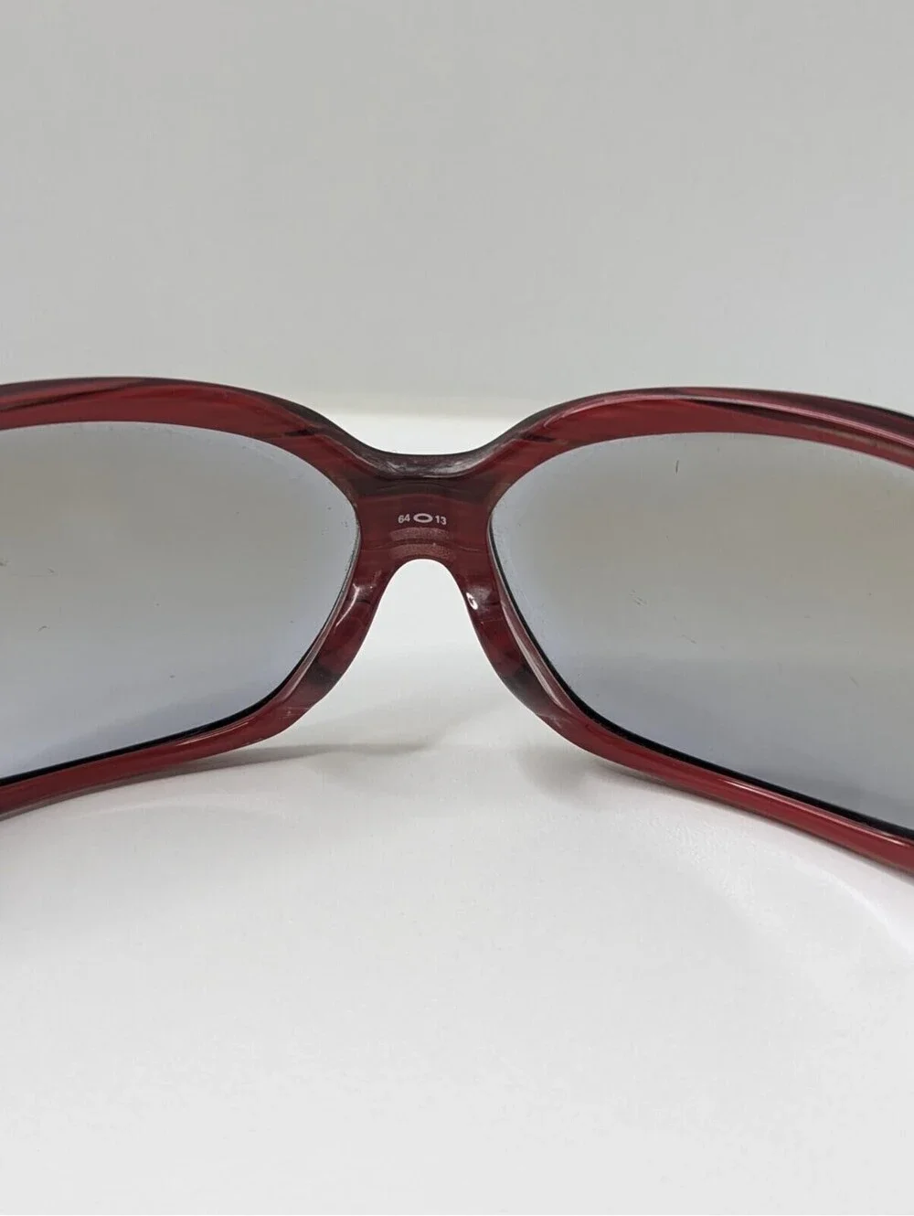 Oakley Betray Red And Black Frames Stylish Sunglasses Chic Women's Fashion